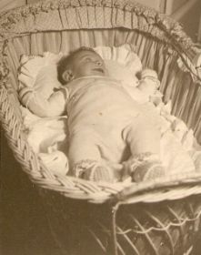 1943